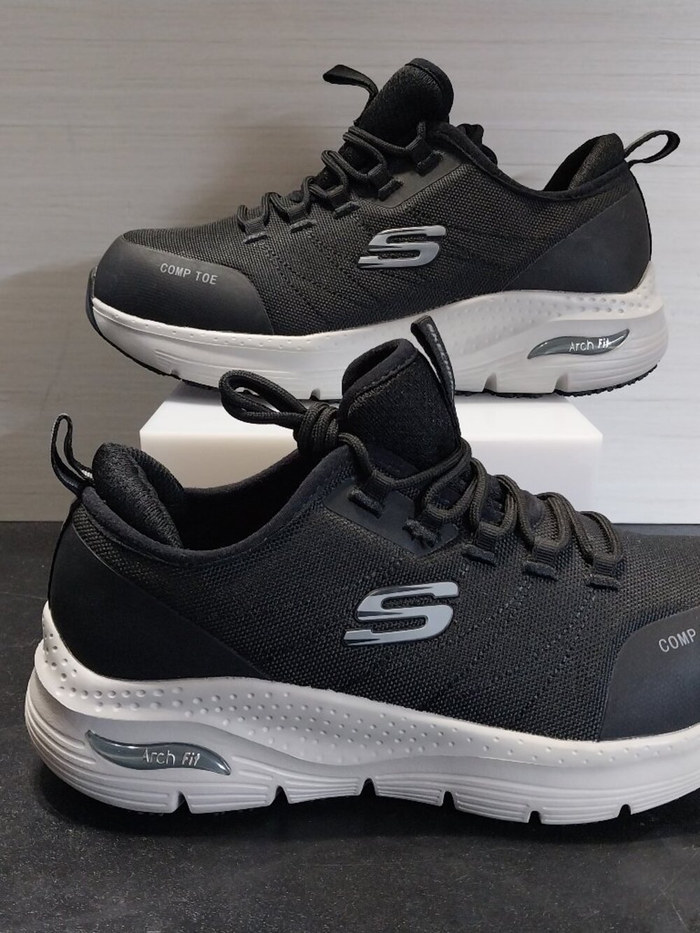 Skechers Arch Fit SR Ebinal Work Shoes Black Composite Toe Women's Size 6.5